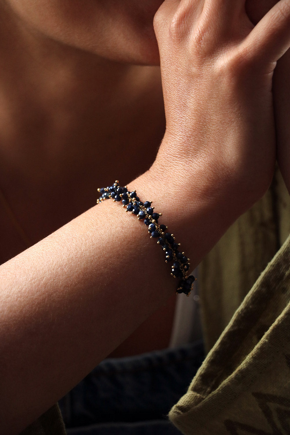 Sapphire Grapes Bracelete