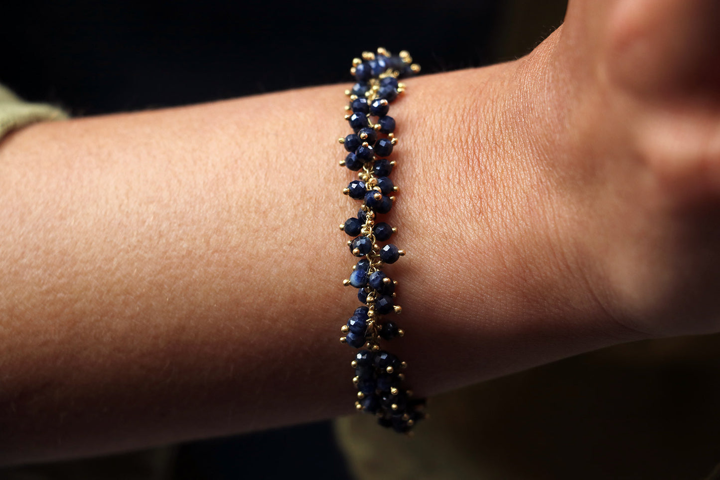 Sapphire Grapes Bracelete