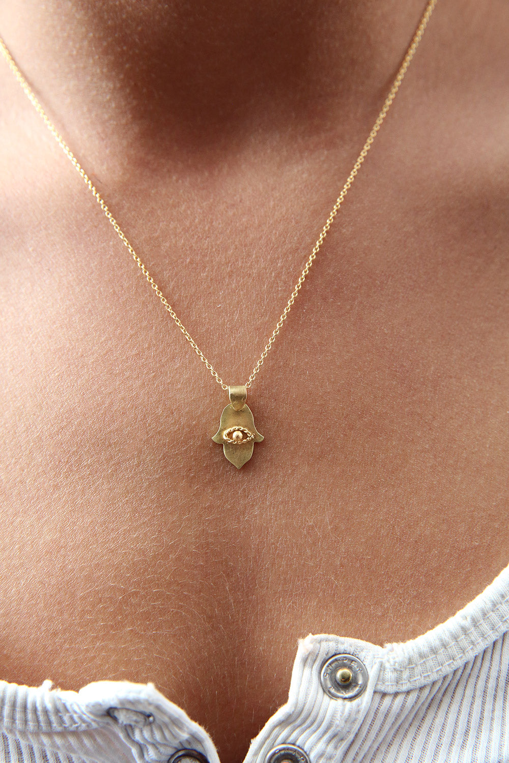 Classic Hamsa Pendant